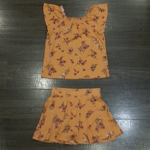 3/$20 Childrens Place 2pc Matching Set Floral Top Ruffled Skirt Smocked Summer - Picture 9 of 14